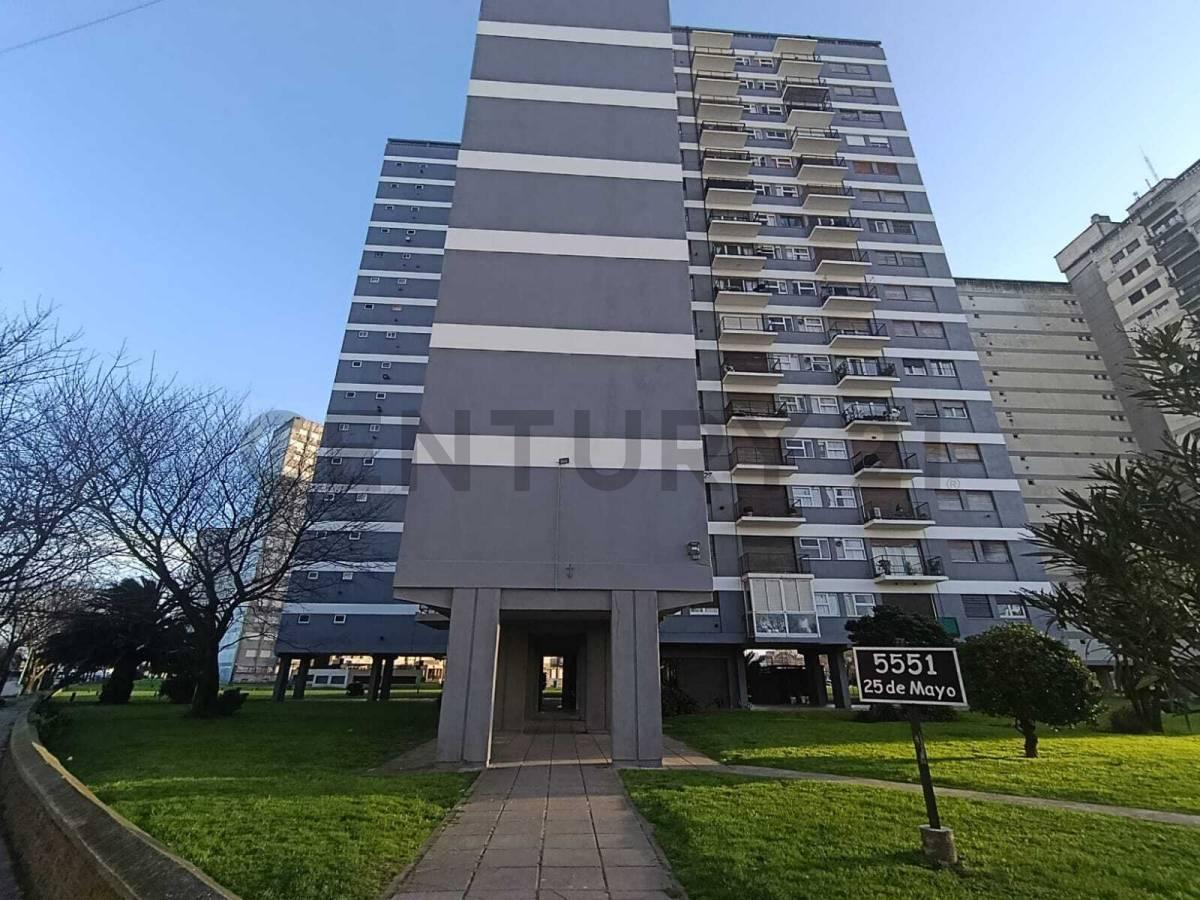 Departamento de 3 ambientes al frente con Balcón Luminoso y Cálido ubicado en 25 de Mayo 5551 — foto 1