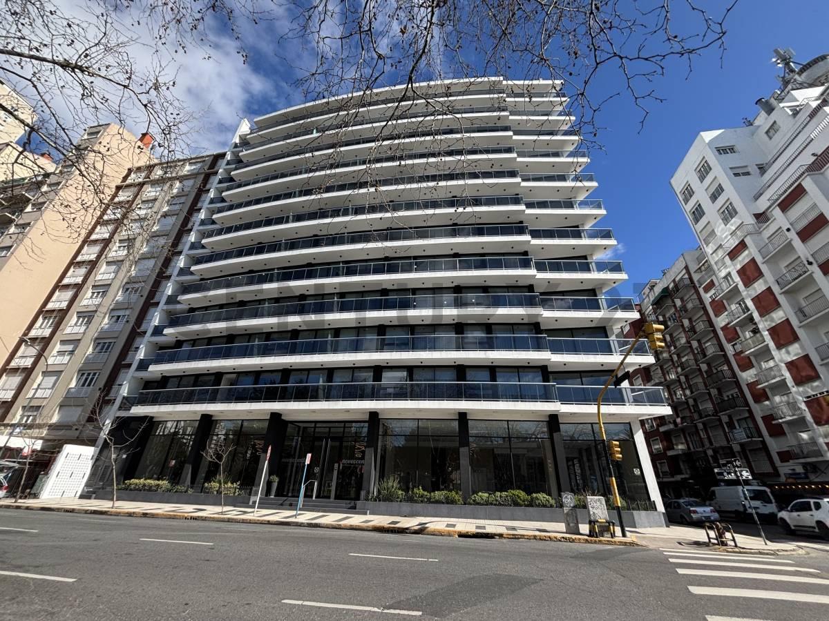 VENTA DEPARTAMENTO FRENTE AL MAR CON BALCON — foto 1