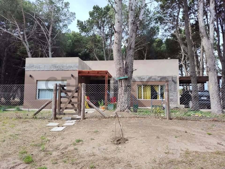 VENDEMOS CASA EN BARRIO GOLF LAS CORTADERAS DE CLAROMECO — foto 1