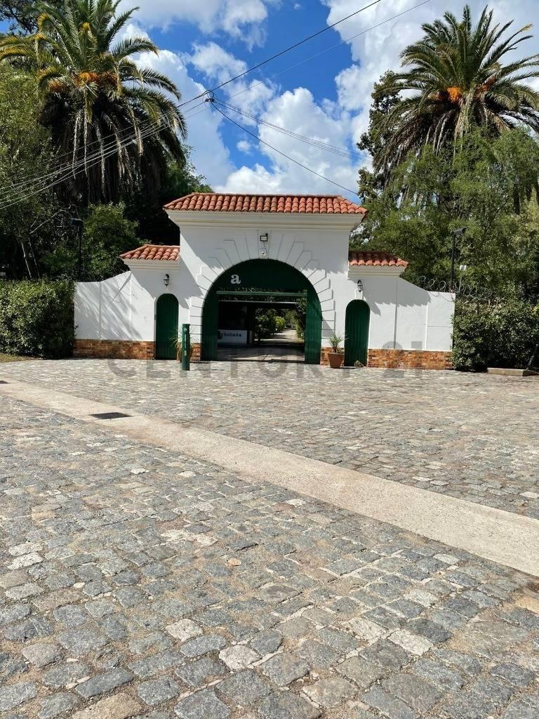 Lote en barrio cerrado — foto 1
