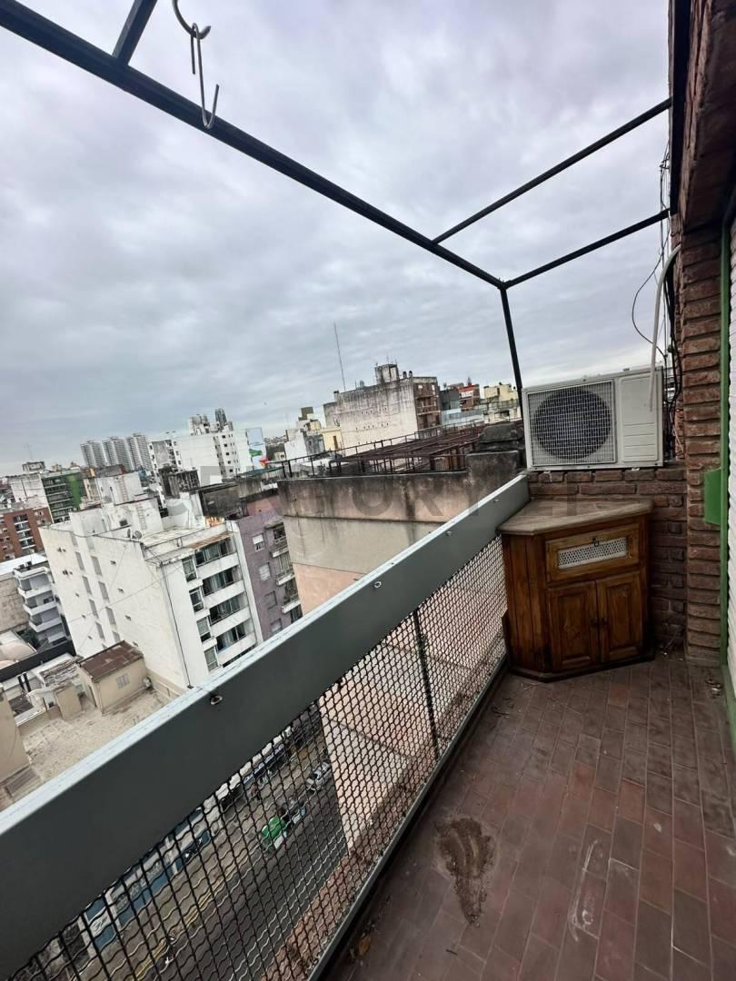 ALQUILER 1 HABITACION + BALCON — foto 1