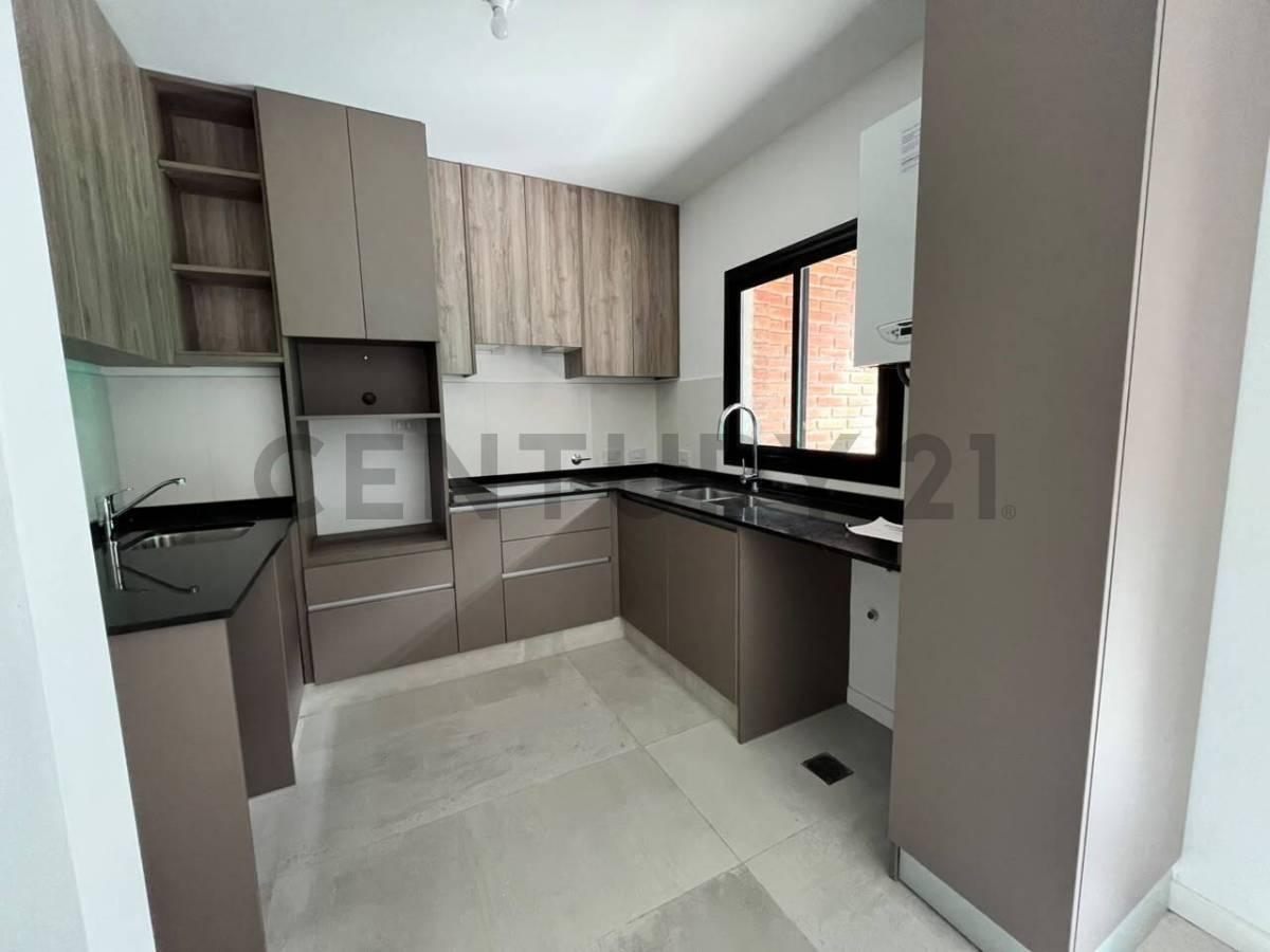 DEPTOS. 2 DORM. A ESTRENAR BARRIO JARDIN CON COCHERA Y AMENITIES — foto 1