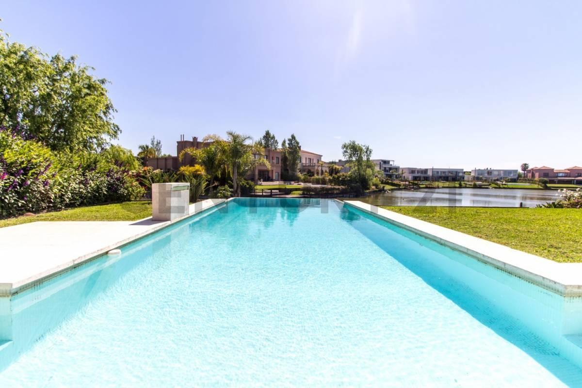 IMPECABLE CASA EN ALQUILER AMOBLADO EN CABOS DEL LAGO. — foto 1