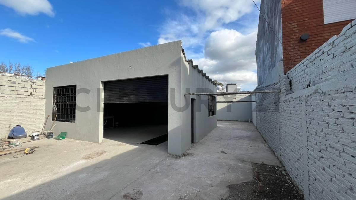 GALPÓN EN VENTA Y ALQUILER – CALLE 30 ENTRE 68 Y 69 – LA PLATA — foto 1