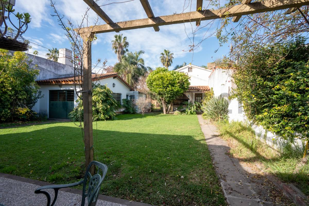 CASA EN VENTA EN CITY BELL — foto 1
