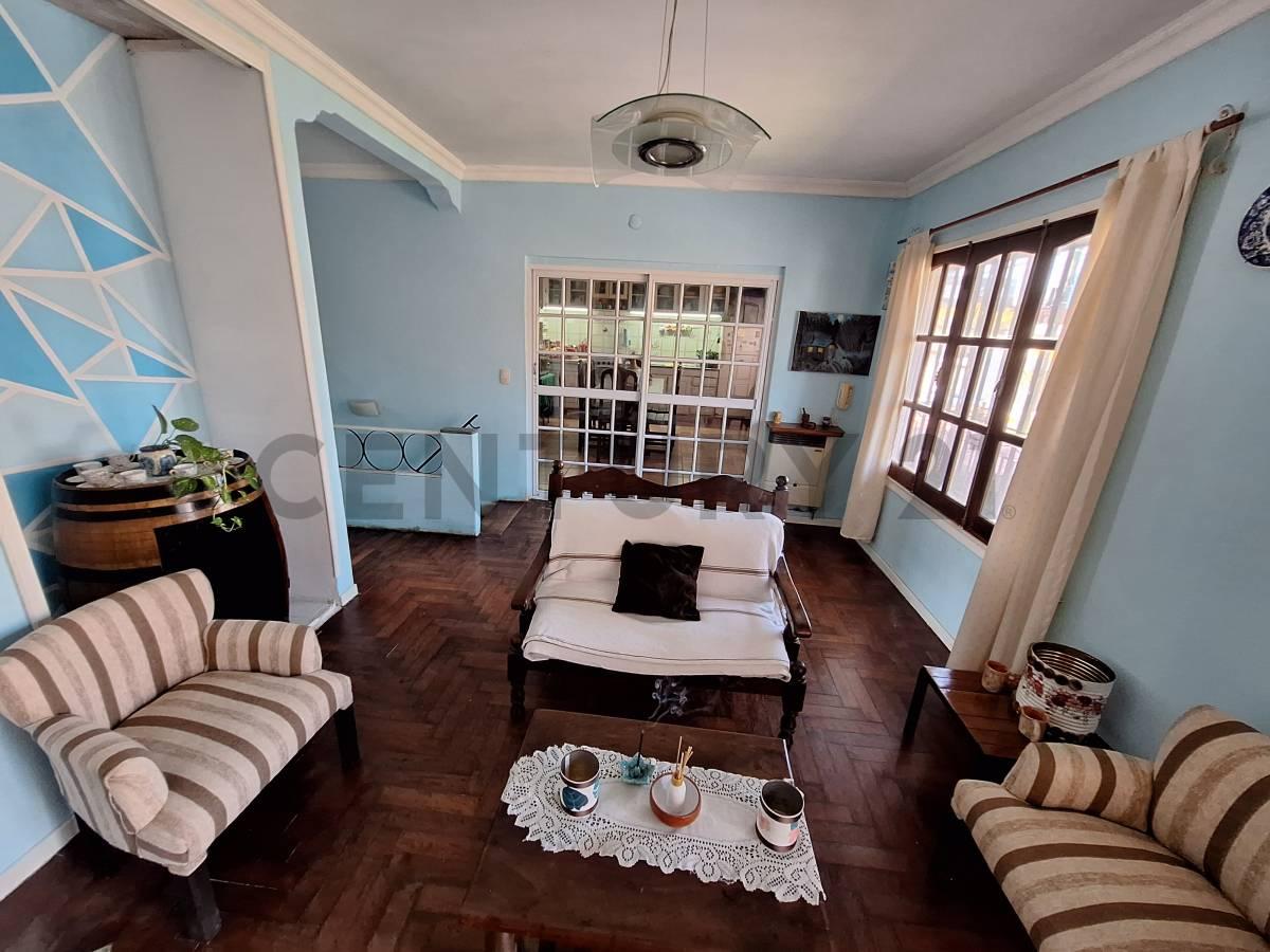 Venta - Casa 4 ambientes - Tigre Centro — foto 1