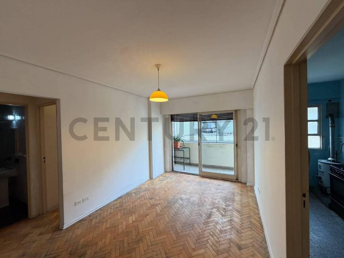 Venta Dpto. 2 Ambientes - Balvanera - — foto 1