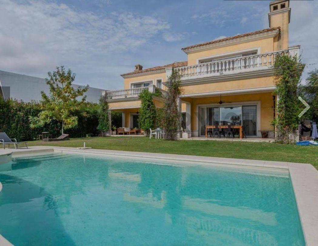 <p>Venta de Casa 7 AMBIENTES 4 DORMITORIOS en Los Castores, Tigre ... — foto 1
