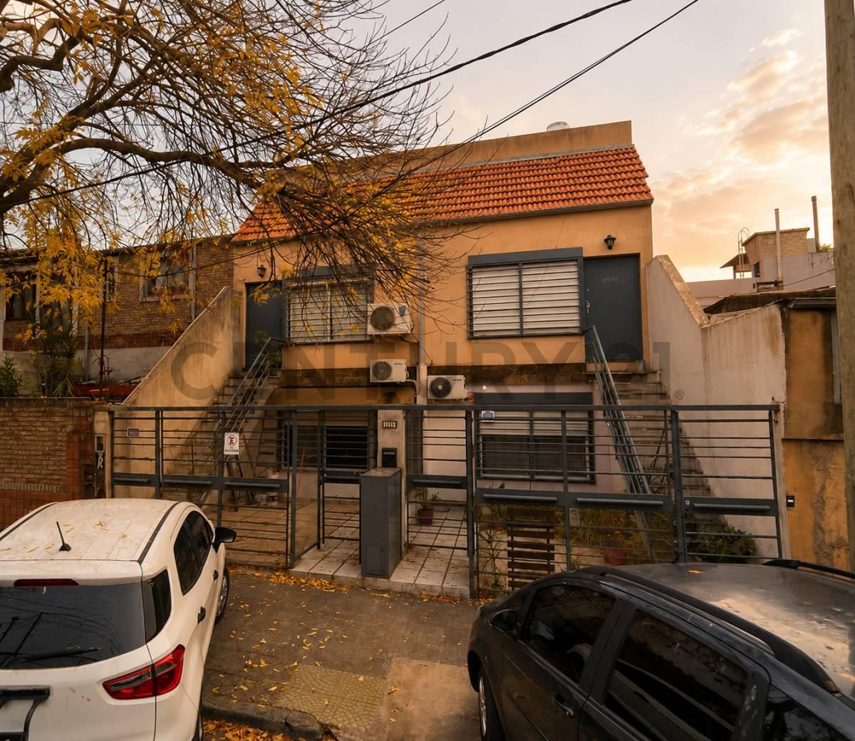 Venta PH 2 Ambientes con Patio Privado y Cochera en Villa Real | Sin Expensas — foto 1