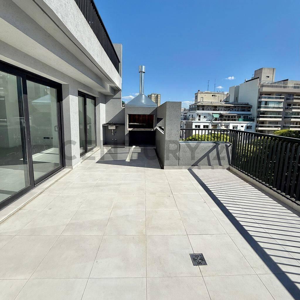 VENTA DEPTO DUPLEX PISO COMPLETO 4 AMB CON BALCON TERRAZA y COCHERA EN CABALLITO - ACEPTA PERMUTA — foto 1