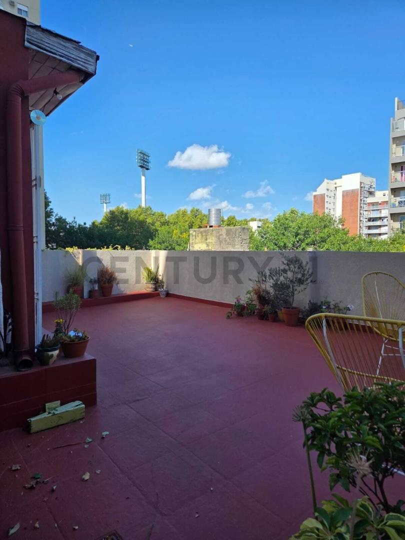 VENTA PH 3 AMB en Caballito Norte con terraza propia – Sin expensas — foto 1