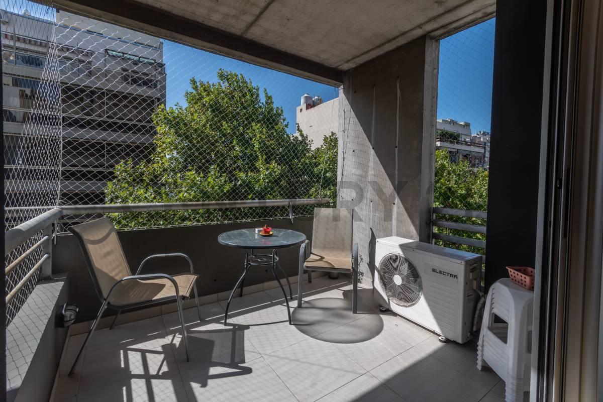 EXCELENTE DEPARTAMENTO DE 3 AMBIENTES CON COCHERA – CABALLITO — foto 1