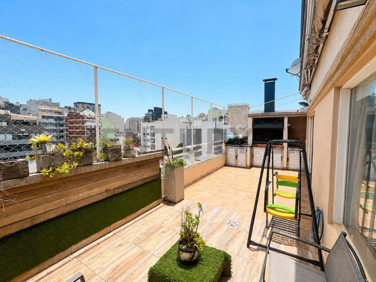 Venta- permuta Dúplex en Pedro Goyena con Terraza propia, Parrilla y 2 Cocheras — foto 1