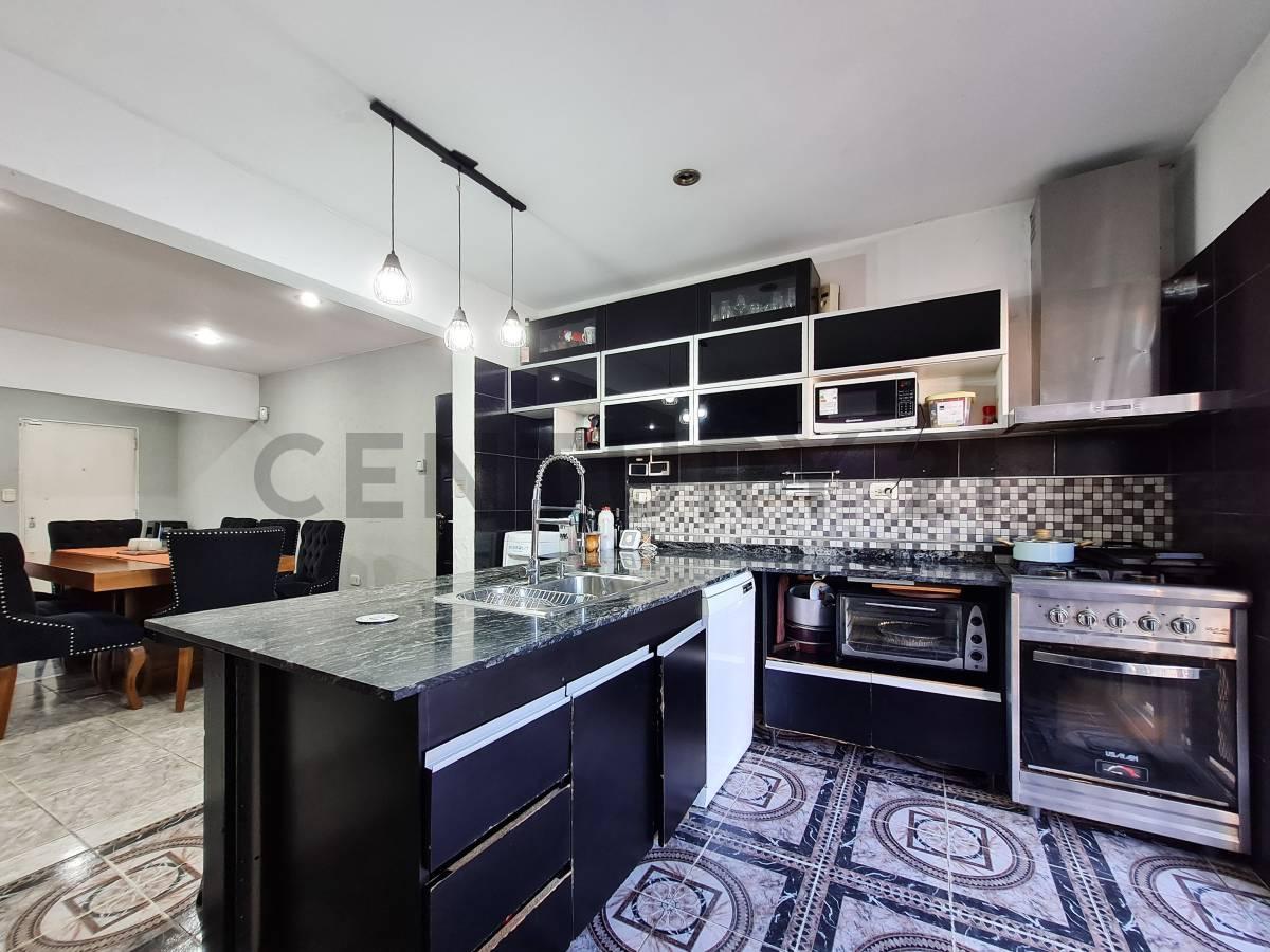 Casa de 4 dormitorios en venta — foto 1