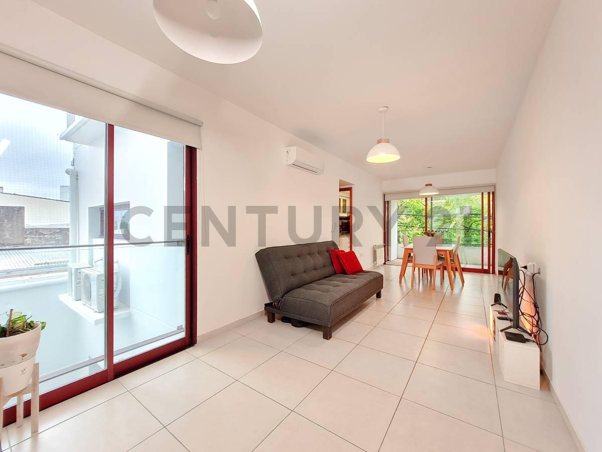 VENTA DEPARTAMENTO 2 DORMITORIOS COCHERA FRENTE A PARQUE SAAVEDRA – LA PLATA — foto 1