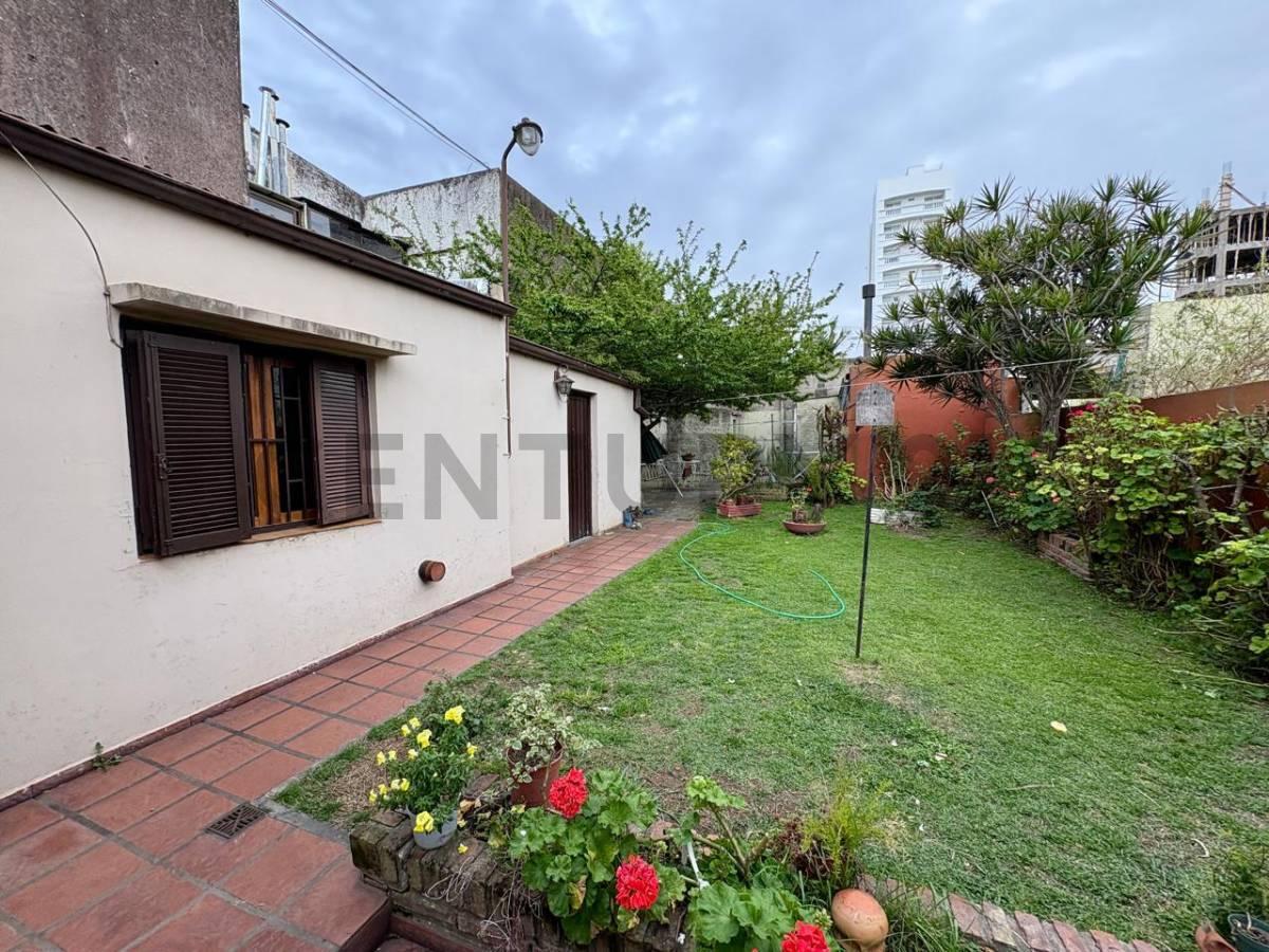 CASA EN VENTA EN LA PLATA — foto 1