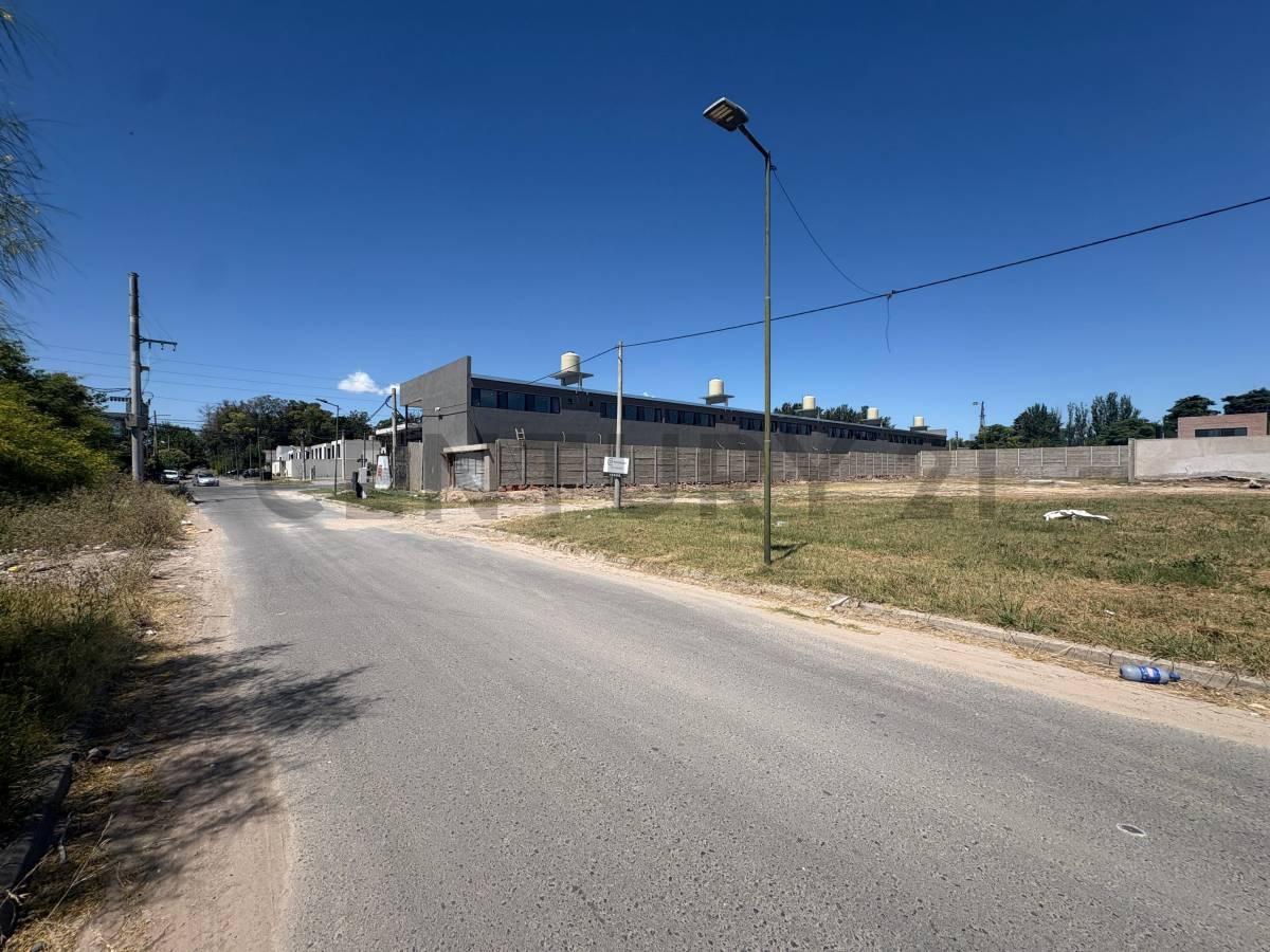 LOTE EN VENTA EN LA PLATA BARRIO DON ALBERTO vendo lote la plata barrio don alberto — foto 1