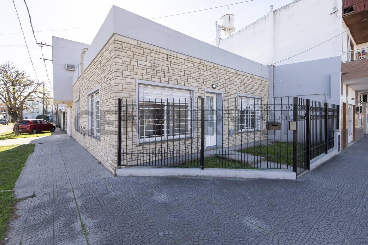 CASA EN VENTA EN LOS HORNOS DE 3 DORMITORIOS — foto 1