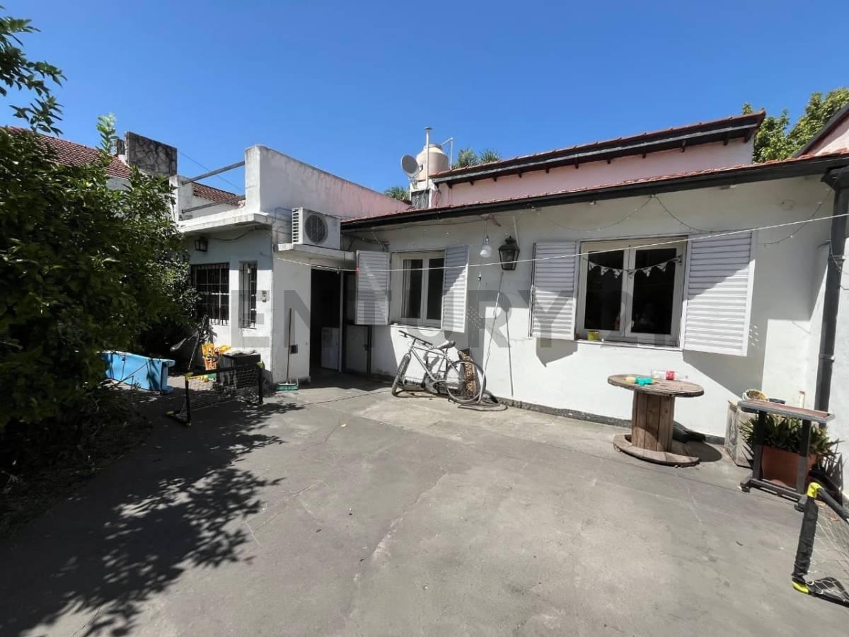 VENTA CASA 3 AMBIENTES, PLANTA BAJA, APTA CRÉDITO, CASTELAR — foto 1
