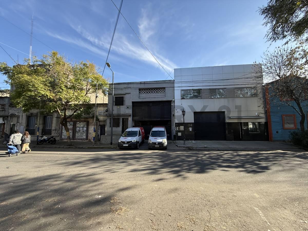 GALPÓN MULTIFUNCIONAL EN EXCELENTE UBICACIÓN – LA BOCA — foto 1