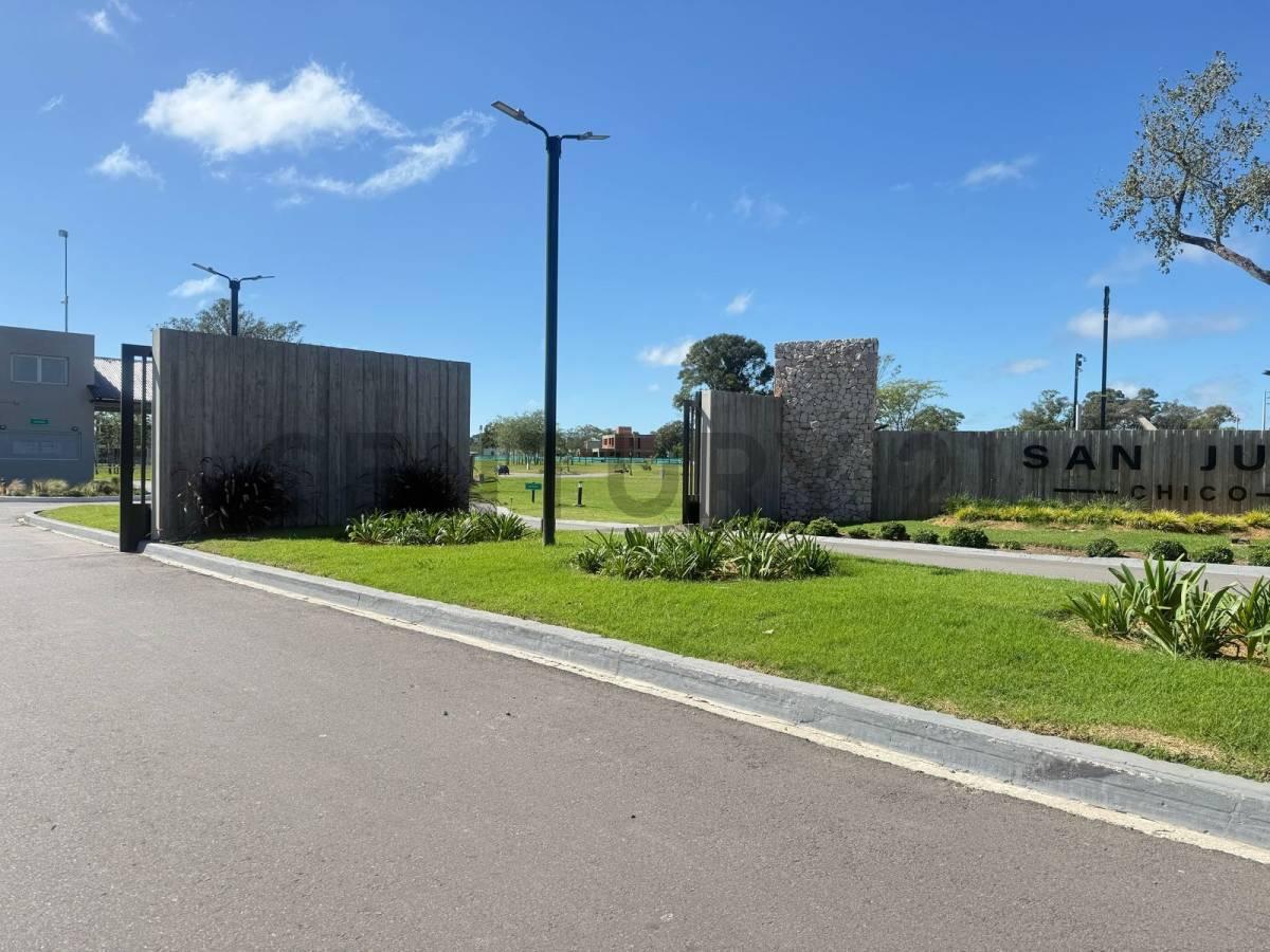 Lotes en venta en San Juan Chico, Hudson, barrio privado — foto 1