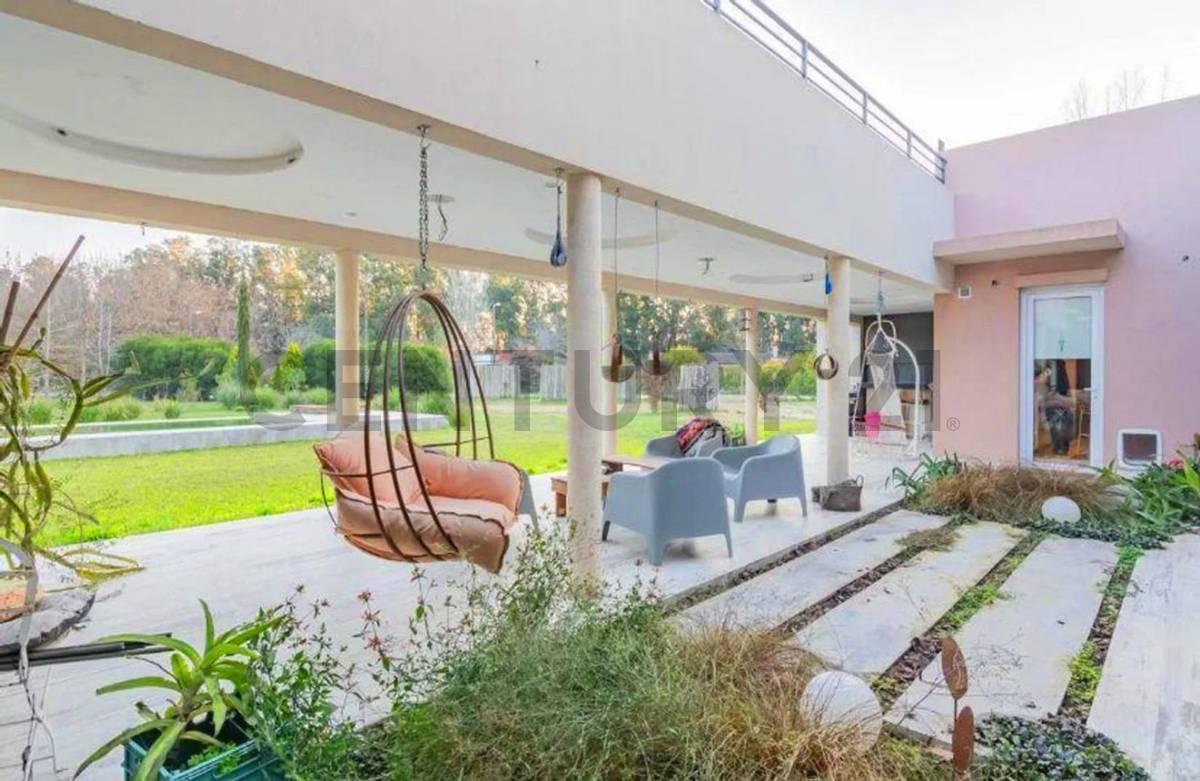 Venta de increible Casa en Campos de Roca I — foto 1