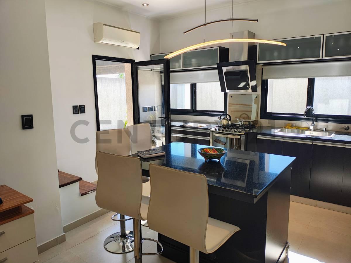 Casa y Terreno en venta en Etcheverry — foto 1