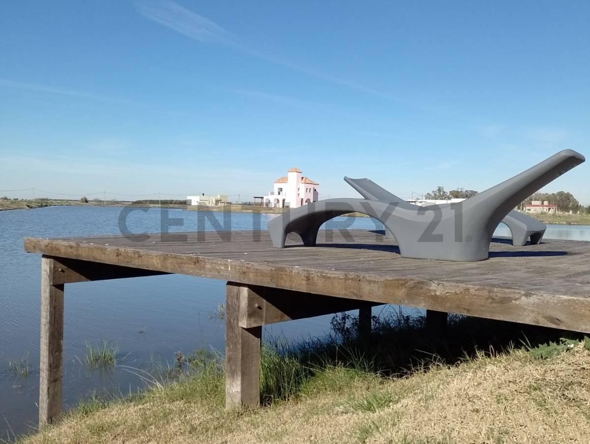 Vemta de Lote en Ruta 2 - Barrio CAMPOS DE LA ENRIQUETA — foto 1