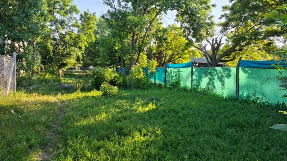 Lote en venta en City Bell — foto 1