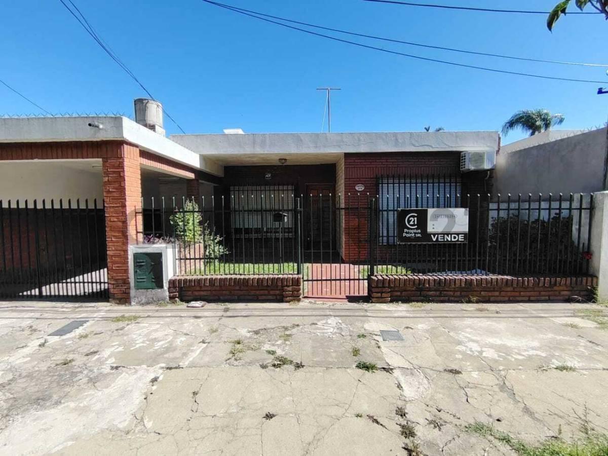 CASA 2 DORMITORIOS LADO RIO GRANADERO BAIGORRIA (APTA CREDITO) — foto 1