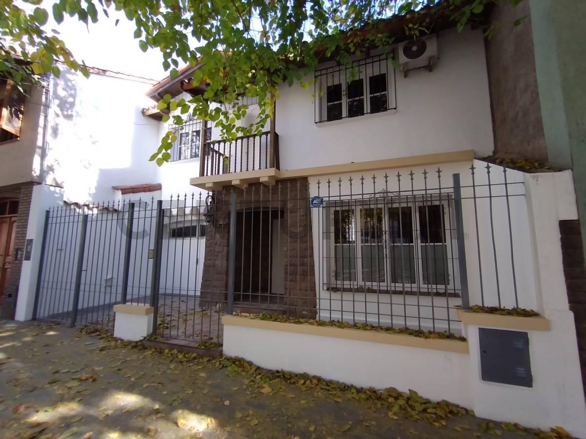 Barrio Bombal Sur. Casa en Venta. — foto 1