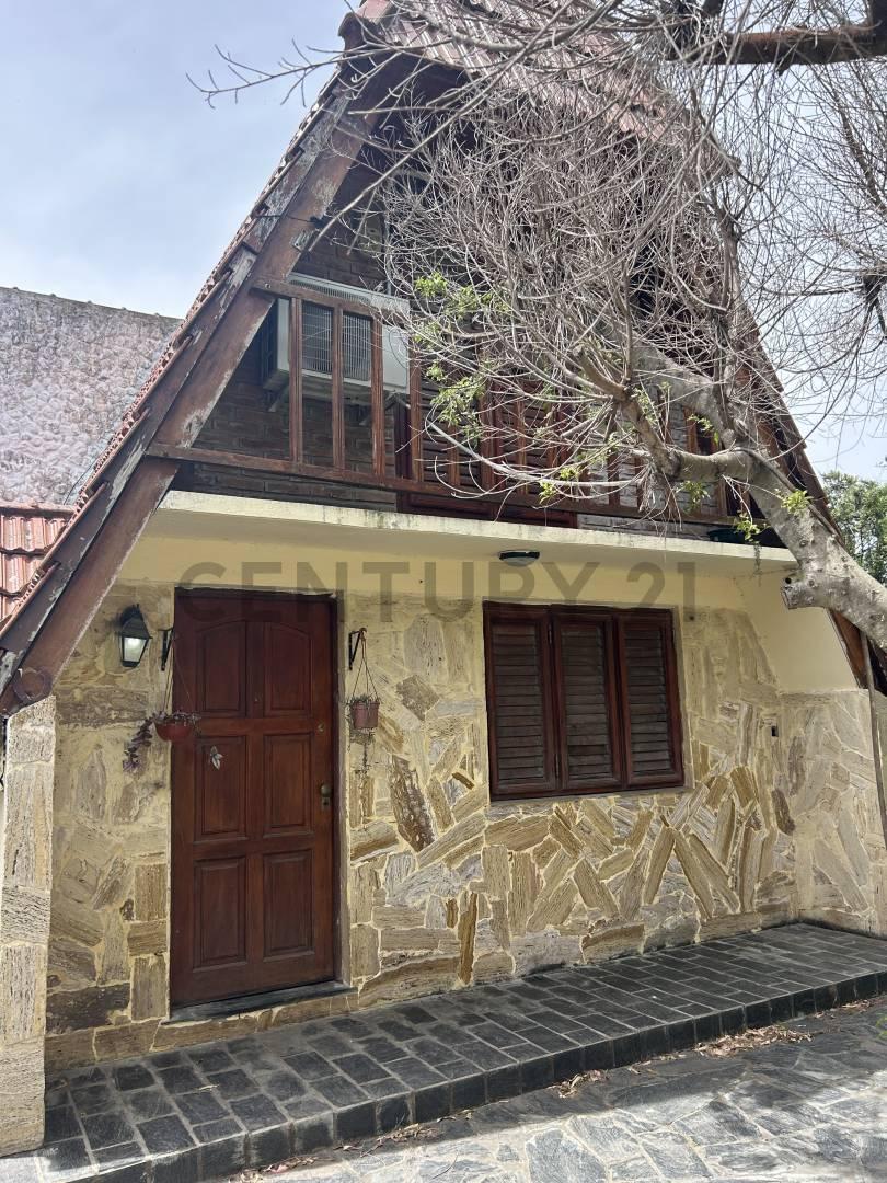 13 E/ 40 Y 41 - CASA EN VENTA VILLA DEL PLATA 2 DORMITORIOS sobre lote de 540 metros. — foto 1