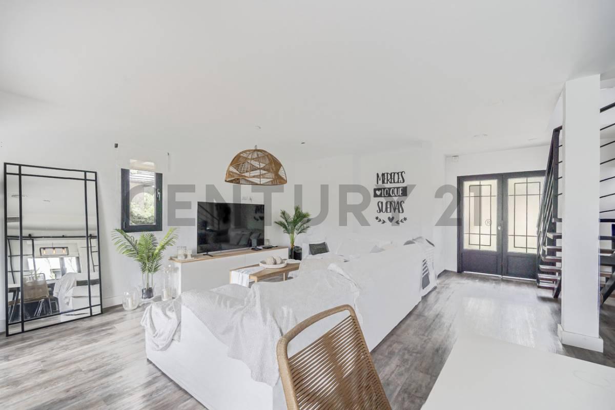 Venta casa 5 ambientes con Pileta en Los Arces La Cañada de Pilar — foto 1