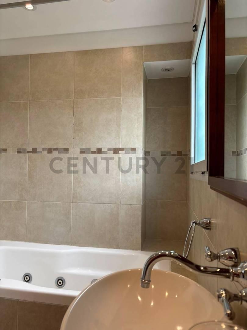 Casa En Alquiler Los Alisos Nordelta — foto 1