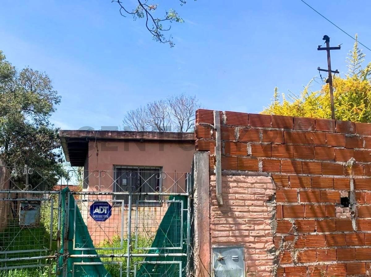 Campana. Lote de 433 m2 con una construccion.SE ACEPTA PERMUTA POR PROPIEDAD DE SIMILAR VALOR O VEH — foto 1