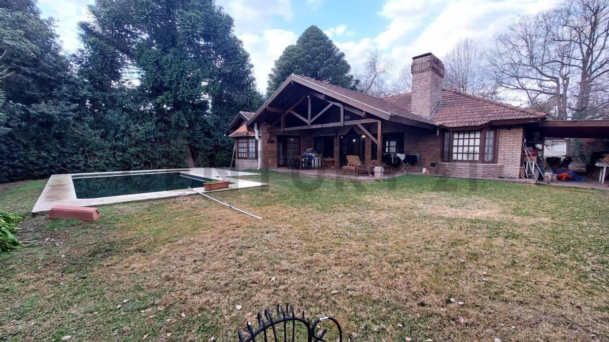 Los Cardales Country Club. Casa 5 ambientes. 4 dormitorios. Sobre lote central. APTA CREDITO — foto 1