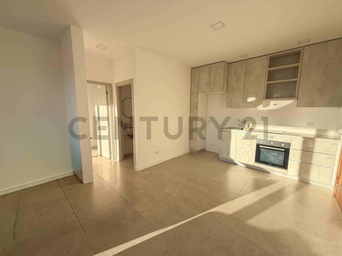 VENTA DOS AMB |TOWN HOUSE | PB CON PATIO | LA CALESA, PILARÁ — foto 1