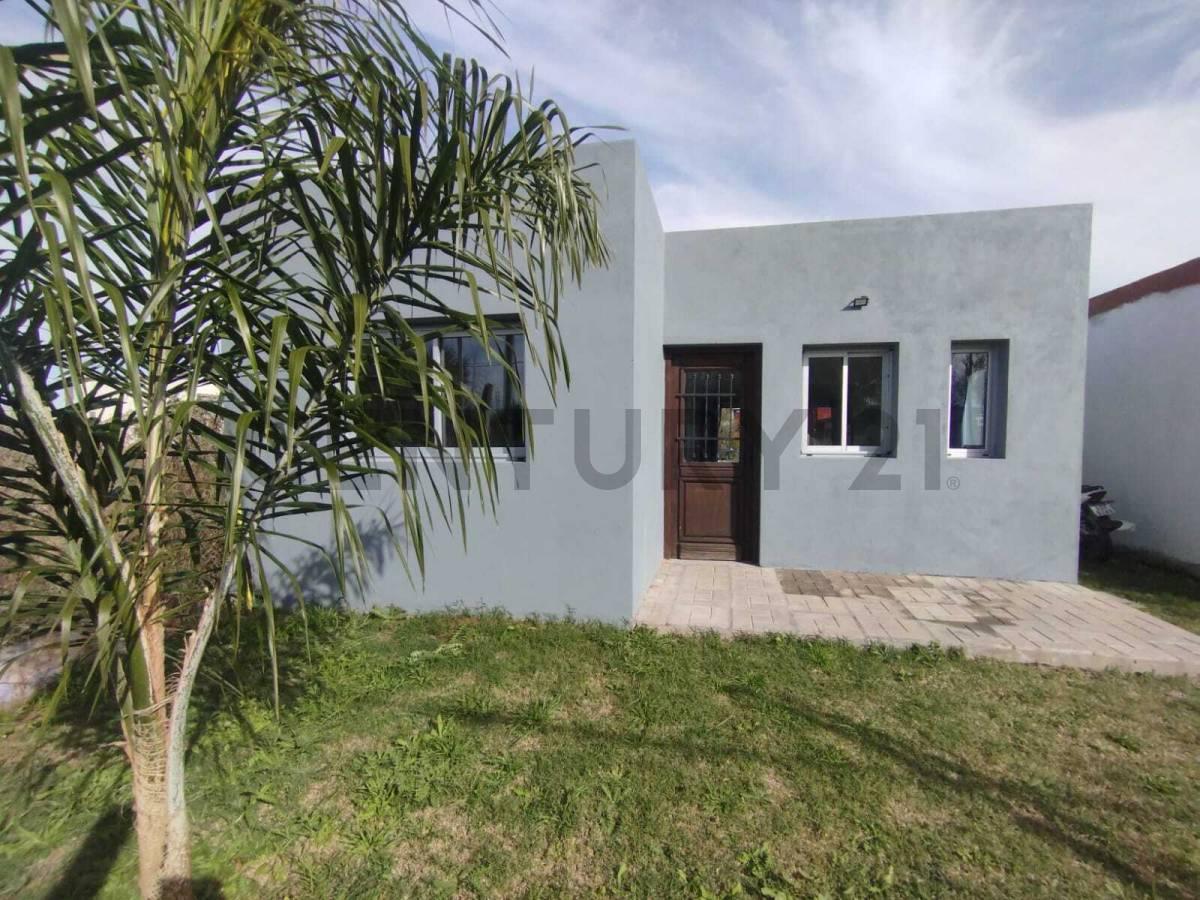 Casa en venta Parque Sicardi, calle 19 bis e/ 666 y 667 — foto 1