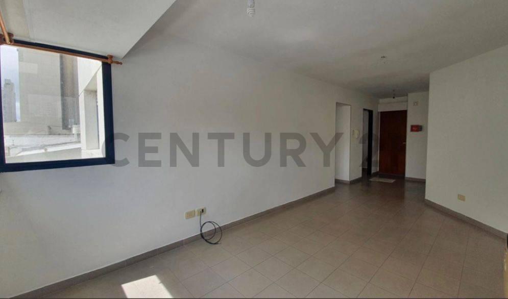 5 entre 58 y 59, La Plata. Dpto de 1 dormitorio con cochera en venta — foto 1