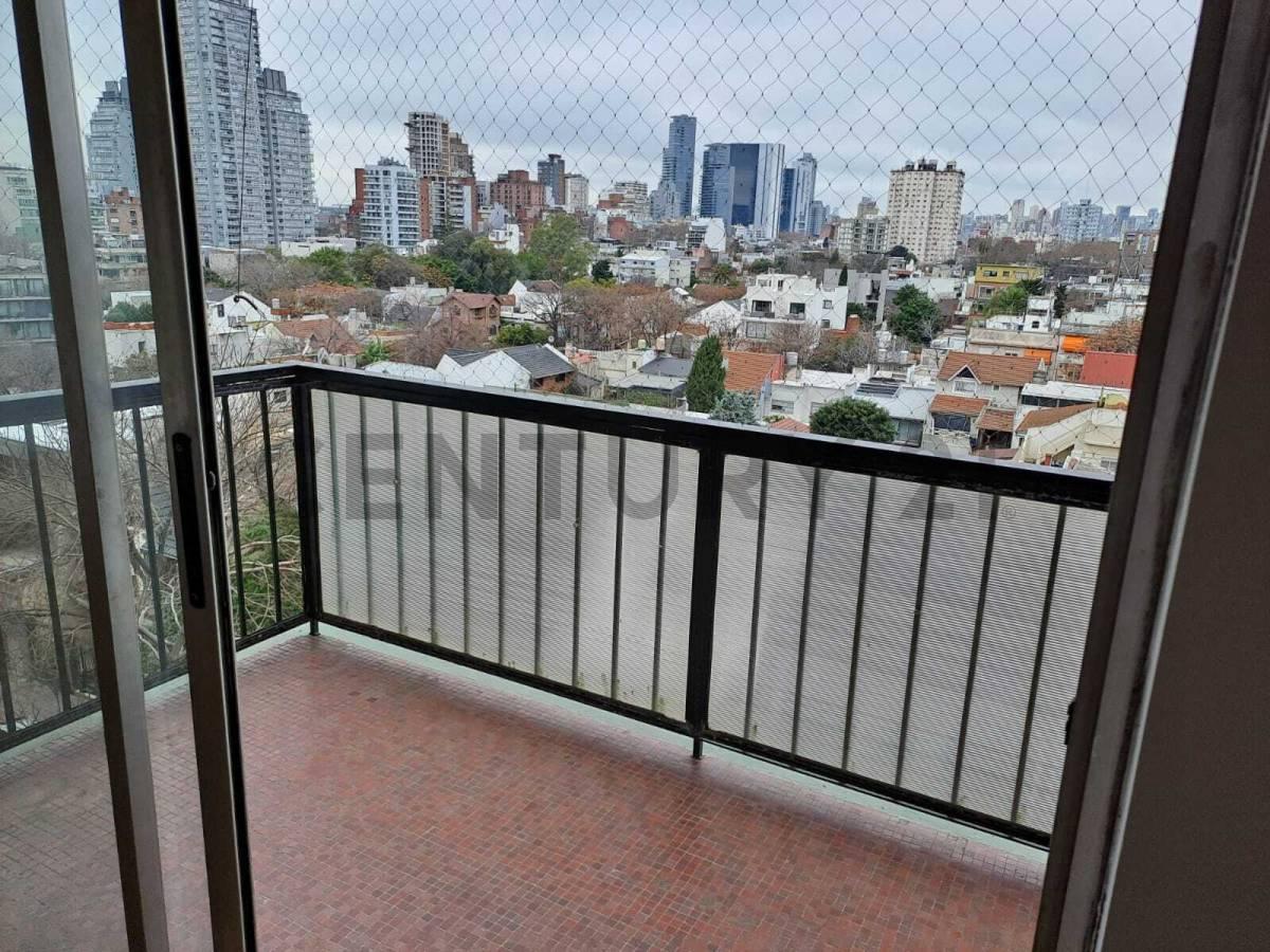 Excelente Departamento de 3 Ambientes con Balcón al Frente enNúñez — foto 1