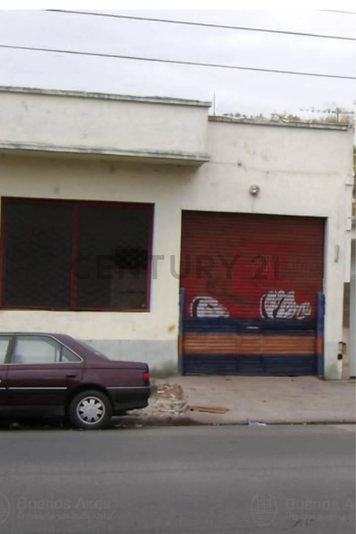 VENTA GALPON EN VILLA PUEYRREDON — foto 1