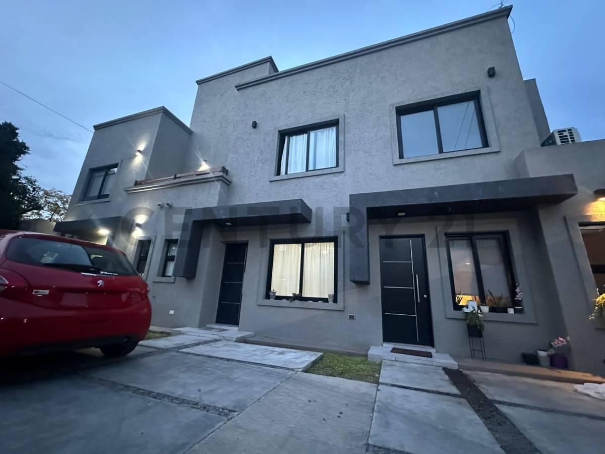 VENTA PH 3 AMBIENTES CON COCHERA, PATIO Y TERRAZA EN ITUZAINGÓ — foto 1