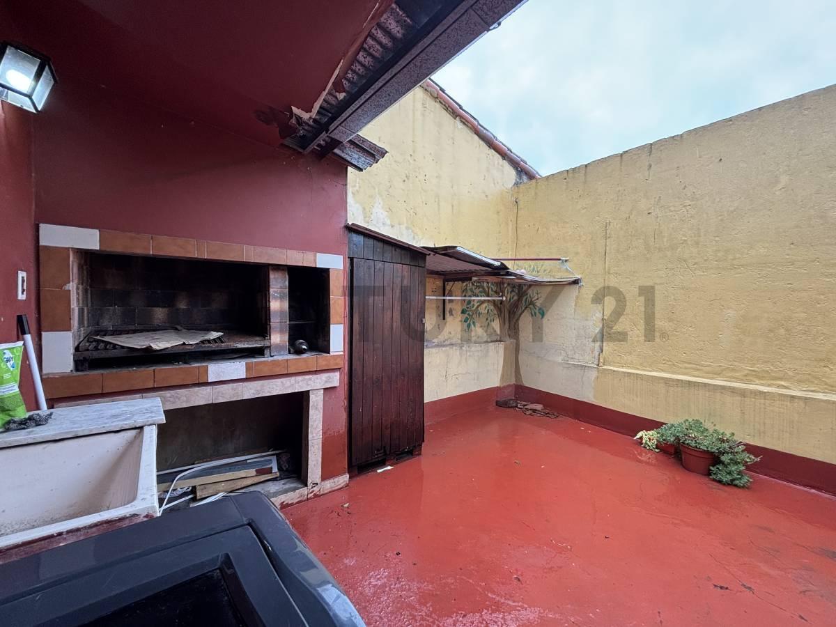 PH 3 ambientes con patio propio, parrilla y excelente luz en Villa Maipú — foto 1
