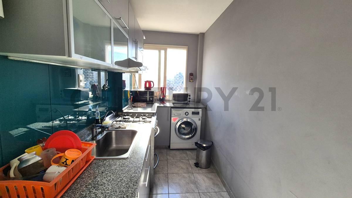 VENTA 2 AMBIENTES AL FRENTE CON BALCON - RESTAURADO - MUY LUMINOSO - V. GRAL. MITRE - CABA — foto 1