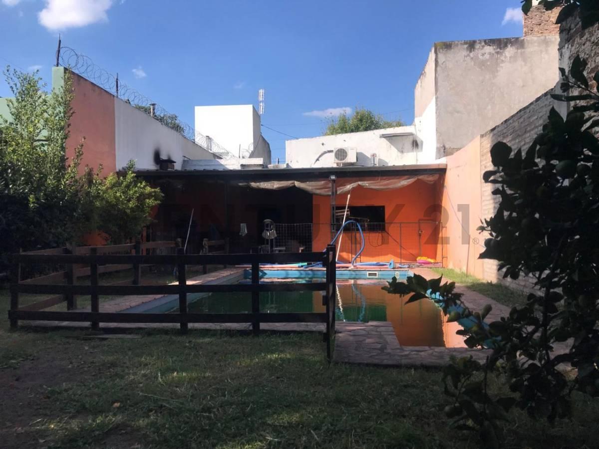 Casa en venta- LOMAS DEL MIRADOR — foto 1