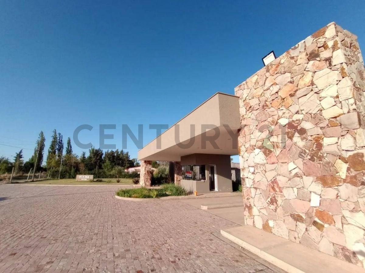 Lotes en Venta en Barrio Privado en Ayres de Terrada. — foto 1