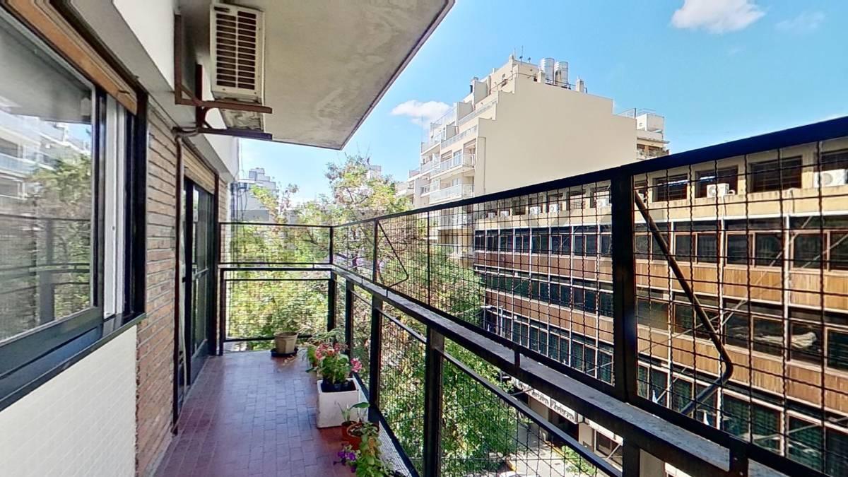 4 ambientes con Dependencia y Cochera en Venta Balcón Corrido Belgrano — foto 1