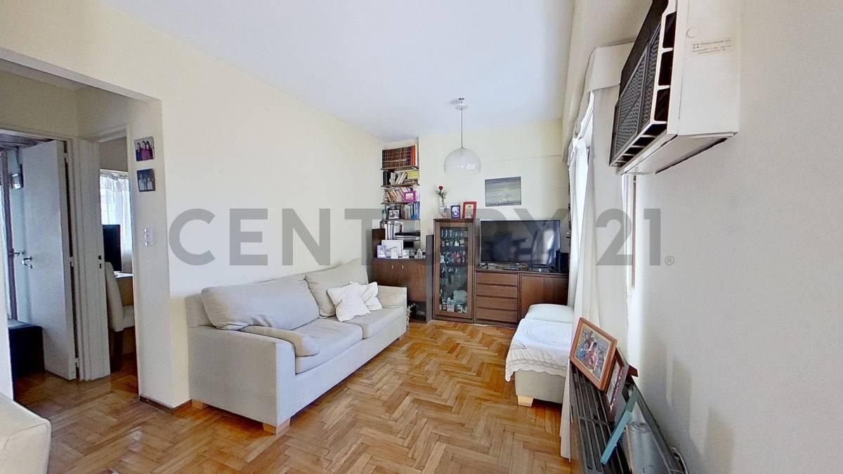 Venta 3 ambientes con doble balcon La Paternal — foto 1