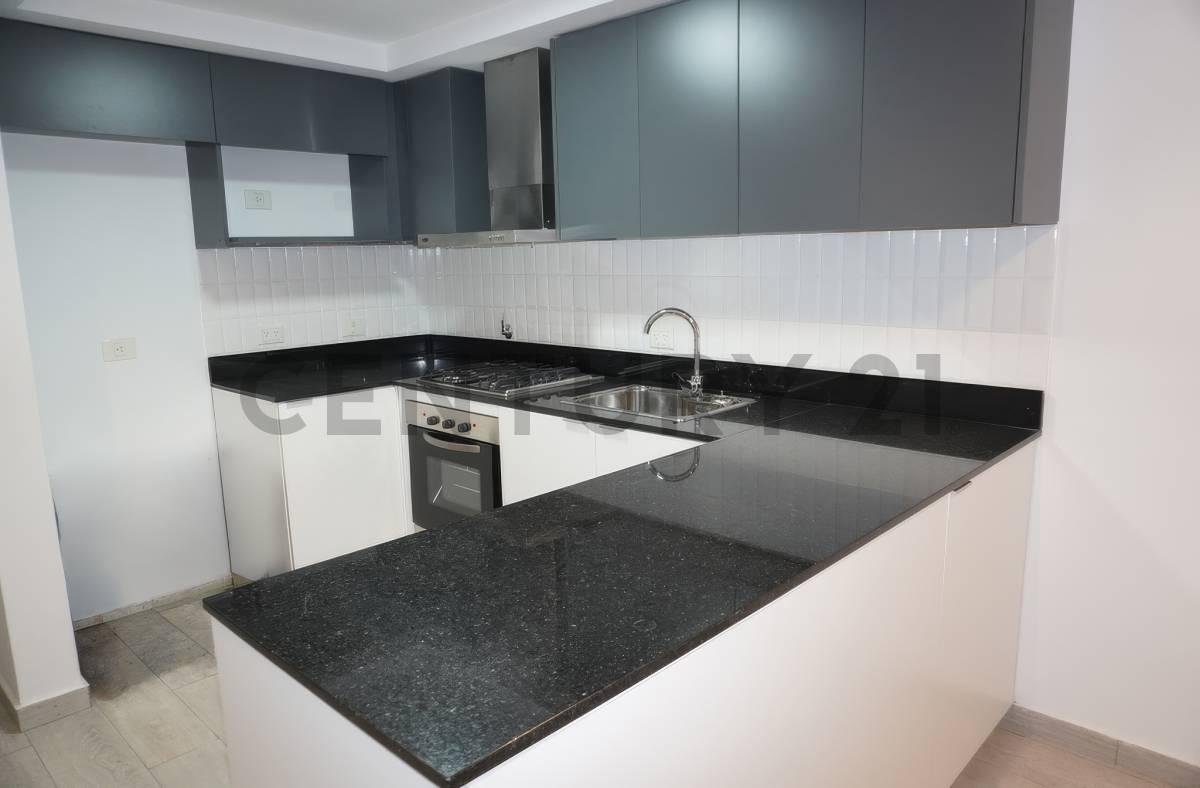VENTA MONOAMBIENTE CON PATIO Y PARRILLA PLAZA IRLANDA CABALLITO NORTE — foto 1