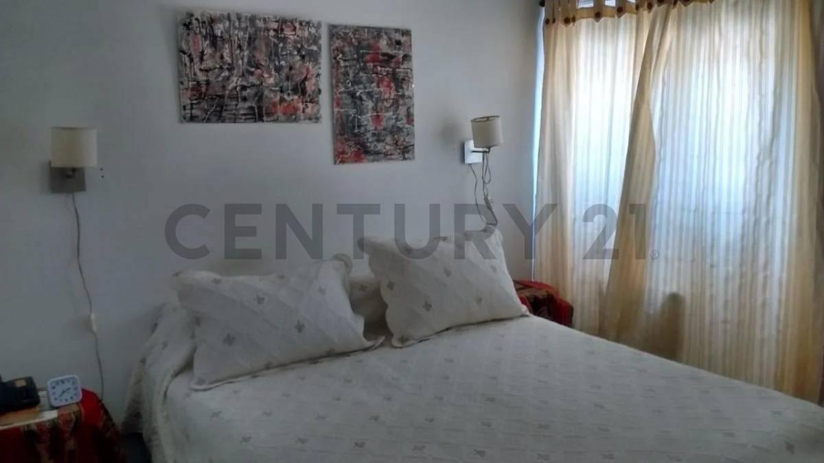 EXCELENTE DEPARTAMENTO EN VENTA DE 3 AMBIENTES , UBICADO EN AVELLANEDA . — foto 1